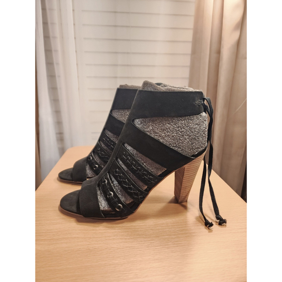 Lucky Brand Suede LEATHER Embroidered Block Heel Sandal Booties sz 9.5 M BLACK - Picture 13 of 14